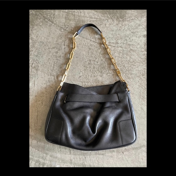 Vintage Gucci Black Soft Leather Bag With One Shoulder Gold Chain - Picture 2 of 10